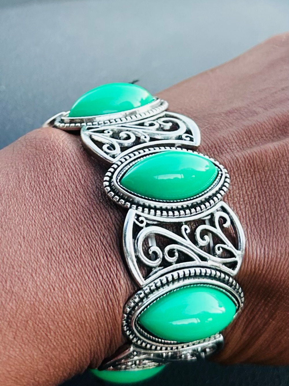 paparazzi Silver-Tone Bracelet with Bright Teal Oval Stones